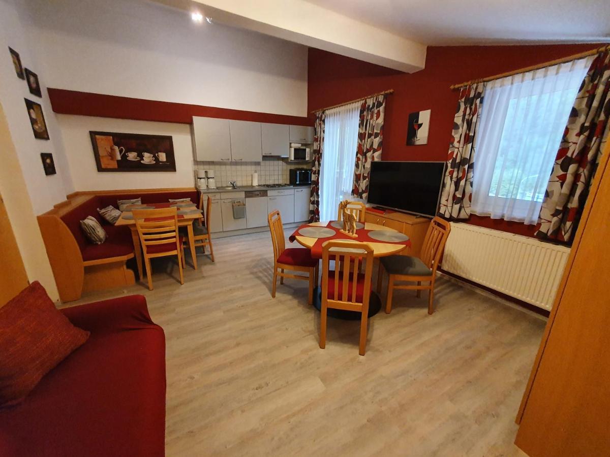 Glemmy Appartements Inkl Sommercard Viehhofen Zewnętrze zdjęcie