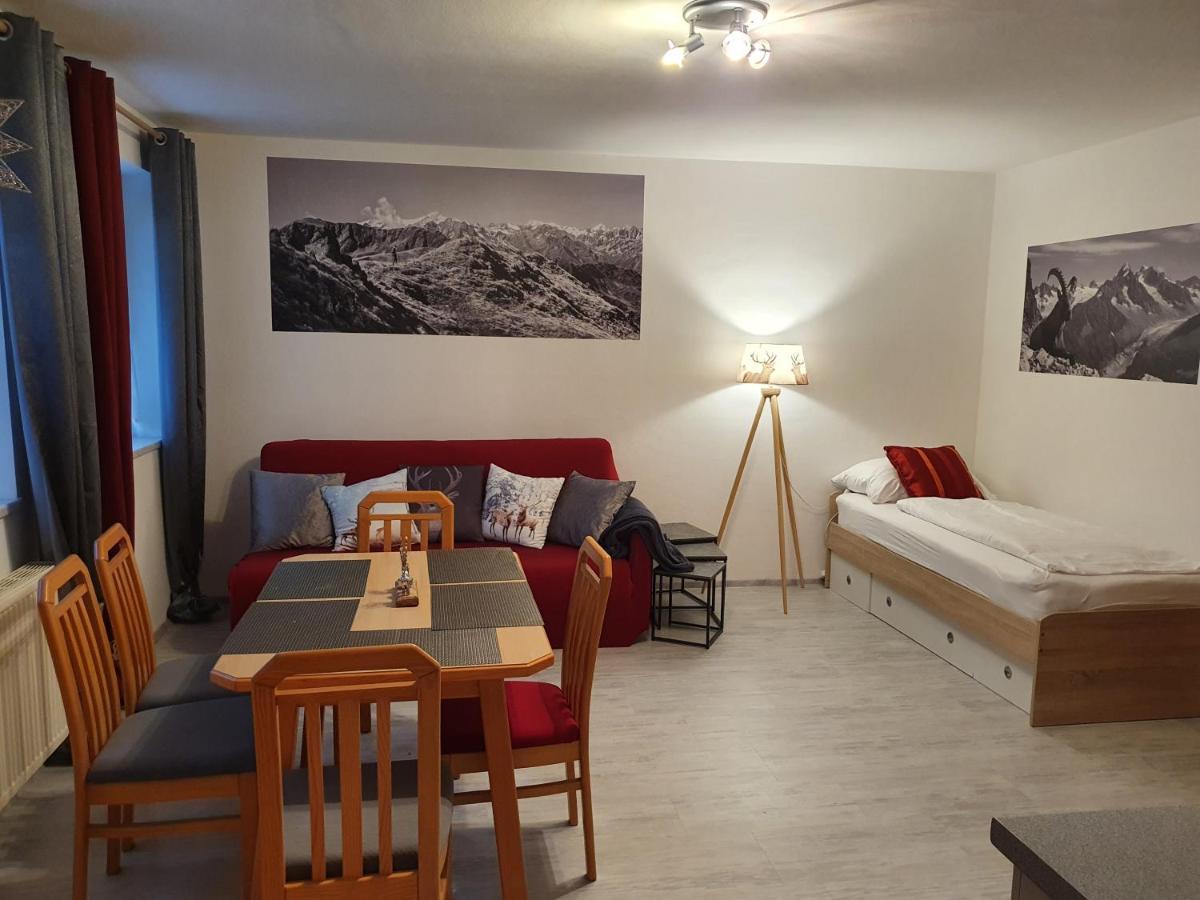 Glemmy Appartements Inkl Sommercard Viehhofen Zewnętrze zdjęcie
